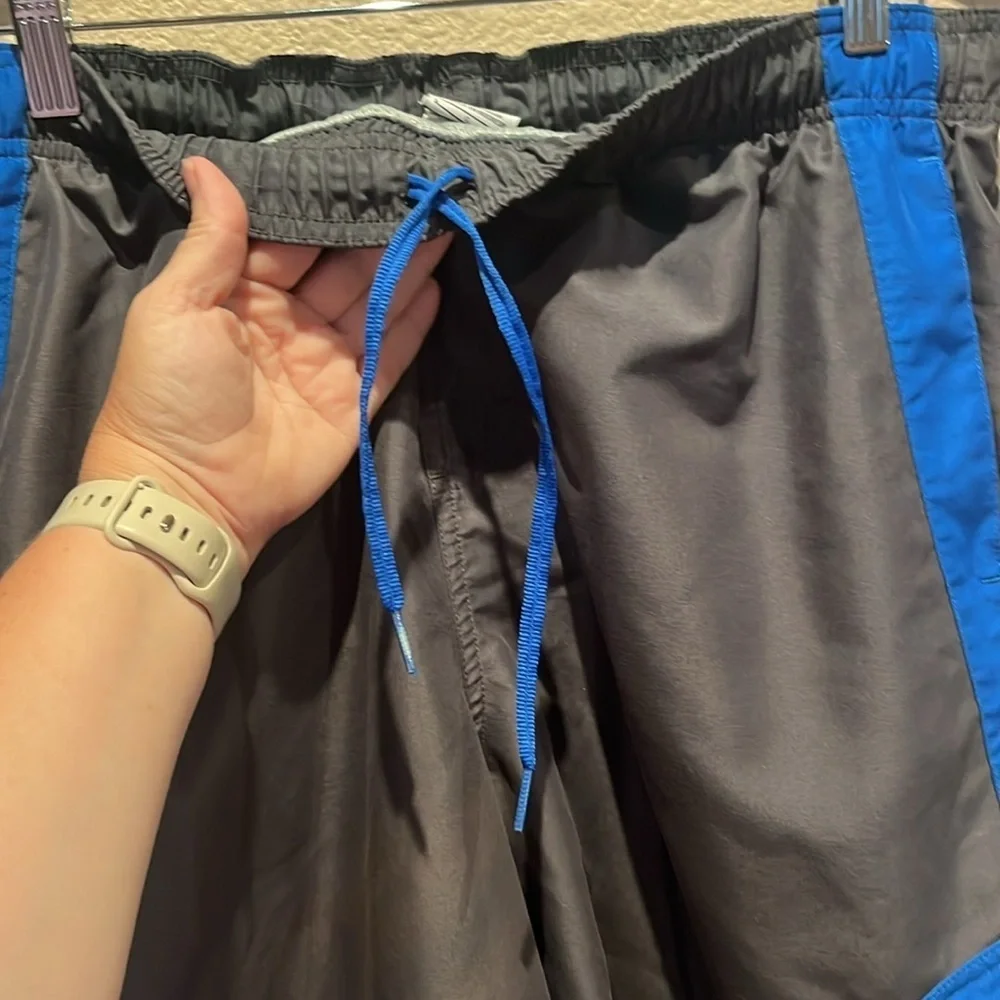 Nike Men’s Gray and Blue Swim Trunks Swim Shorts Size Large